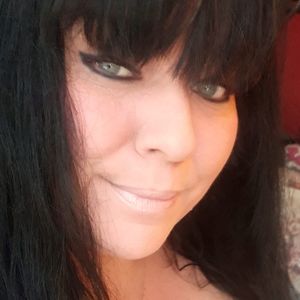 Meet your Posher, Kim a